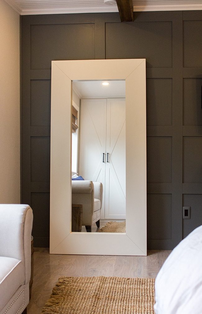 Master Makeover: Trim, Rug, Dresser & More…