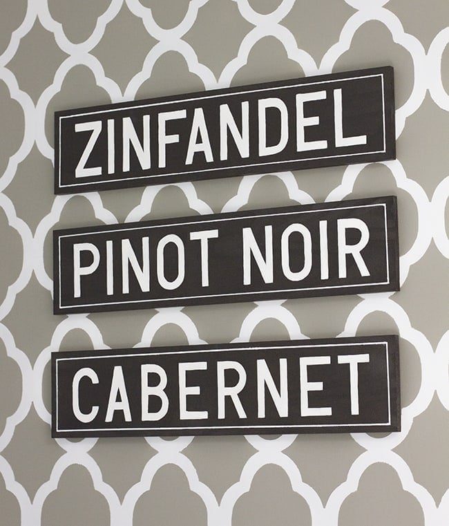 $10 DIY Wine Signs