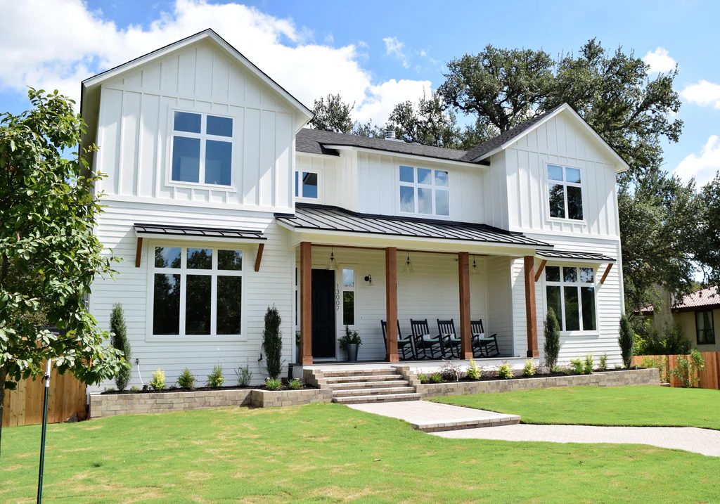 benjamin moore simply white exterior