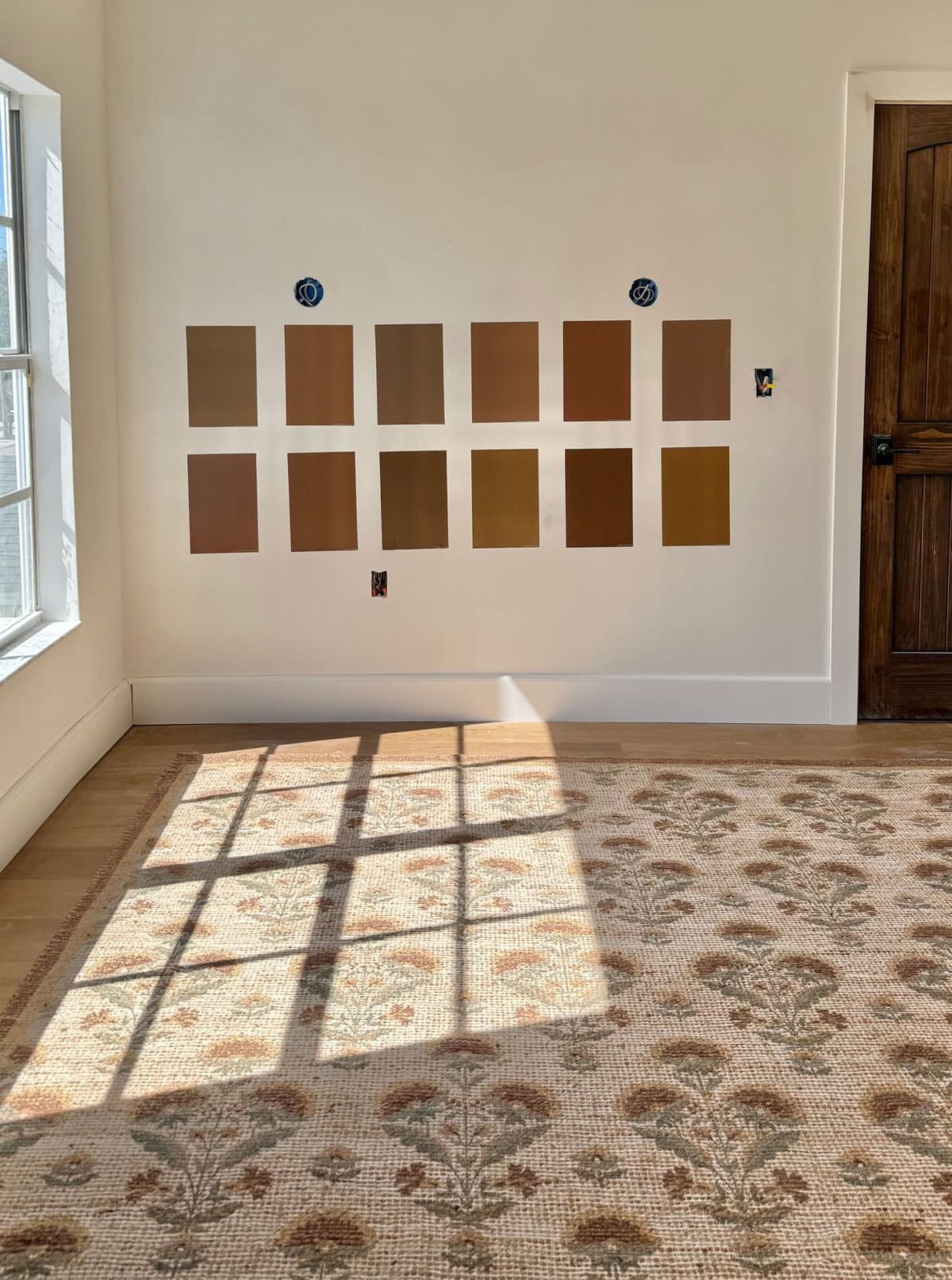 benjamin moore maplewood dark brown cozy cottage bedroom