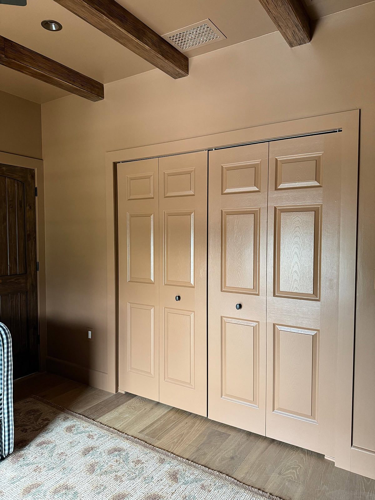benjamin moore maplewood bedroom